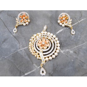 CHAMPAGNE DIAMOND PENDANT SET